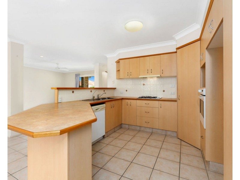 7 Narara Crescent, Banora Point NSW 2486