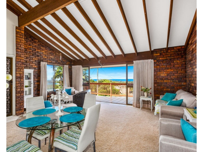 1/11 Allamanda Avenue, Banora Point NSW 2486