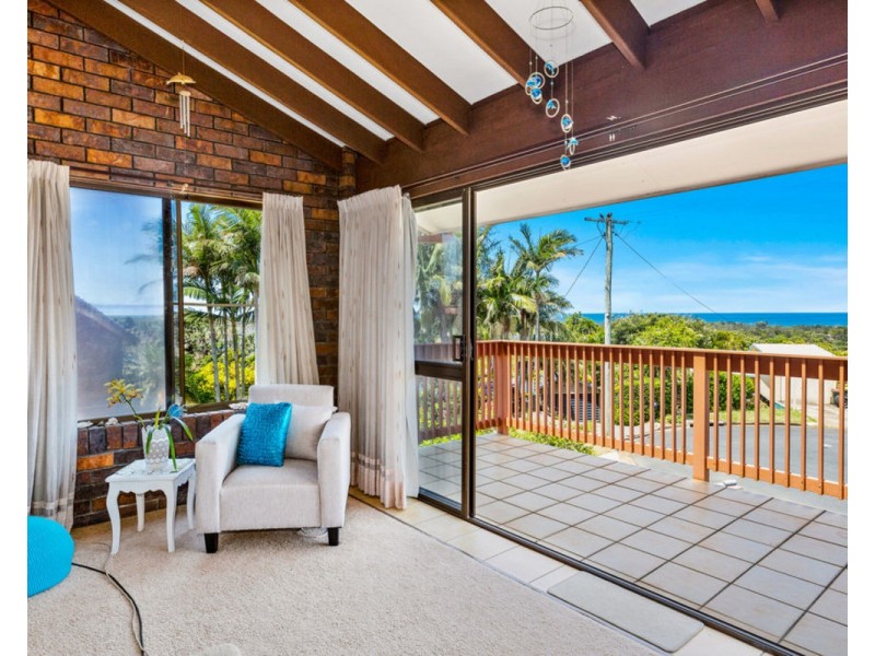 1/11 Allamanda Avenue, Banora Point NSW 2486