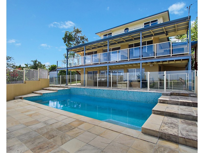 16 Anthony Avenue, Banora Point NSW 2486