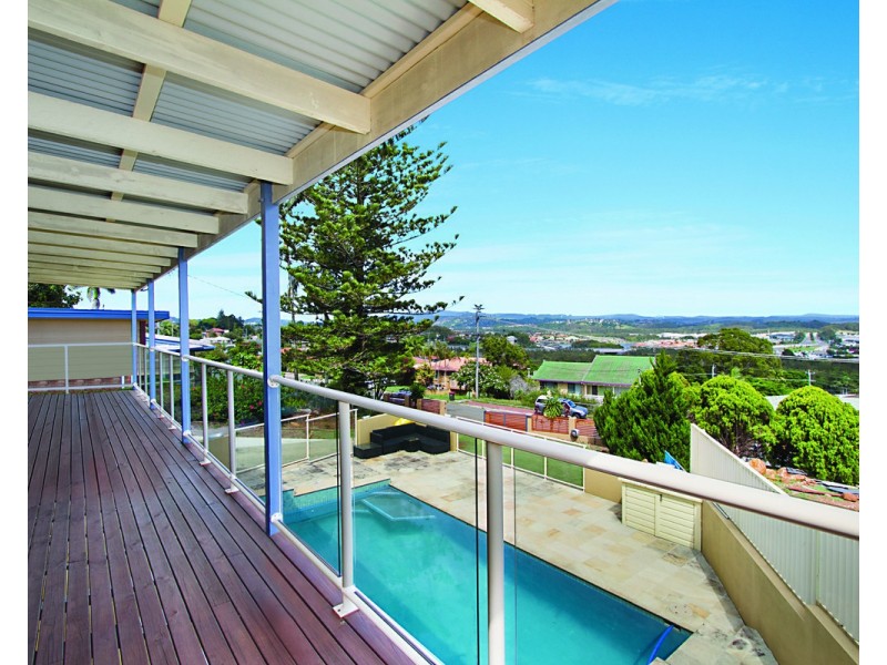 16 Anthony Avenue, Banora Point NSW 2486