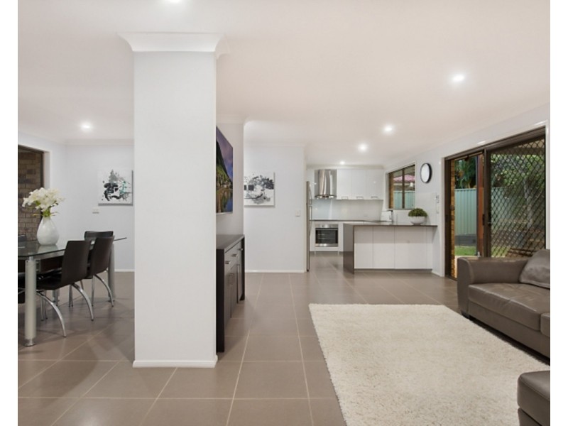11 Nandina Terrace, Banora Point NSW 2486
