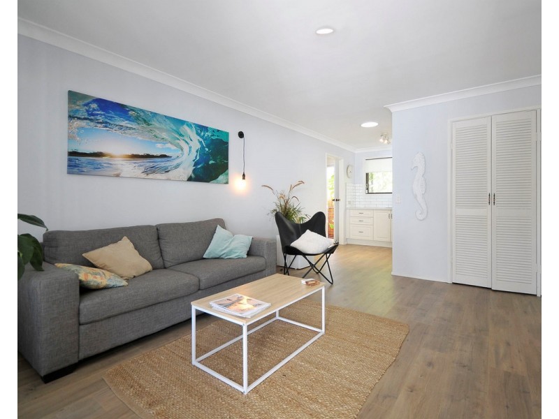 2/13 St Kilda Crescent, Tweed Heads West NSW 2485