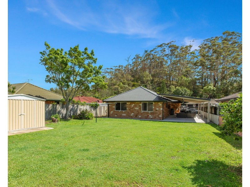 12 Peel Circuit, Tweed Heads South NSW 2486