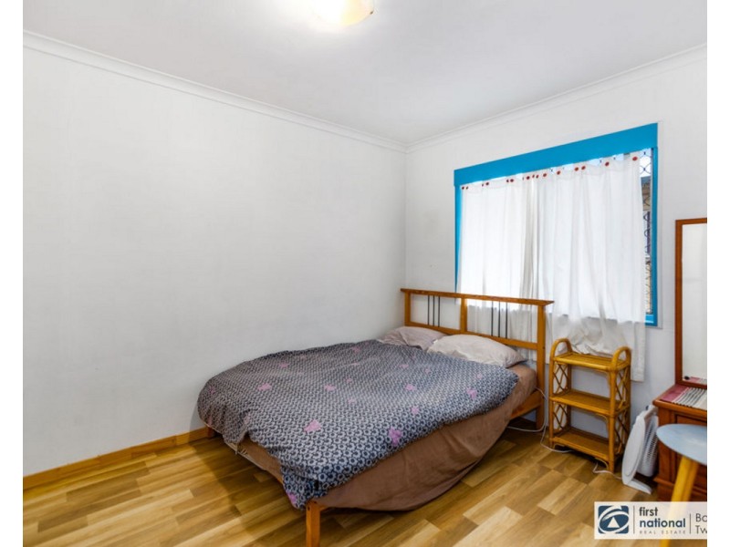 4/4 Lord Street, Kirra QLD 4225