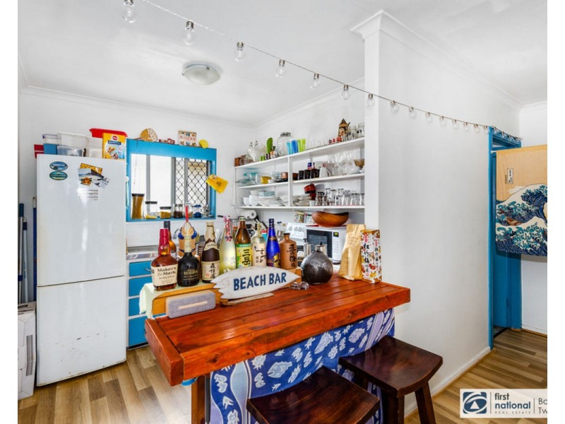 4/4 Lord Street, Kirra QLD 4225