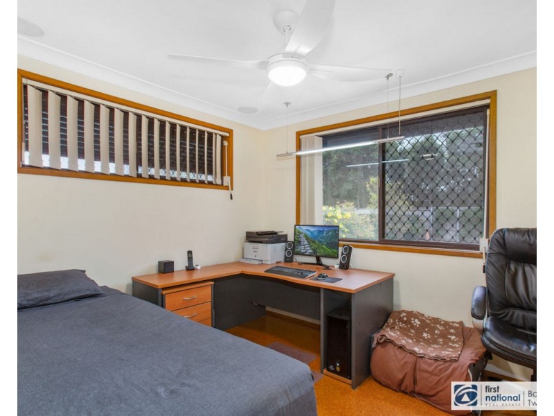22 Blundell Boulevard, Tweed Heads South NSW 2486