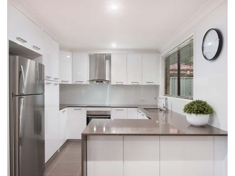 11 Nandina Terrace, Banora Point NSW 2486