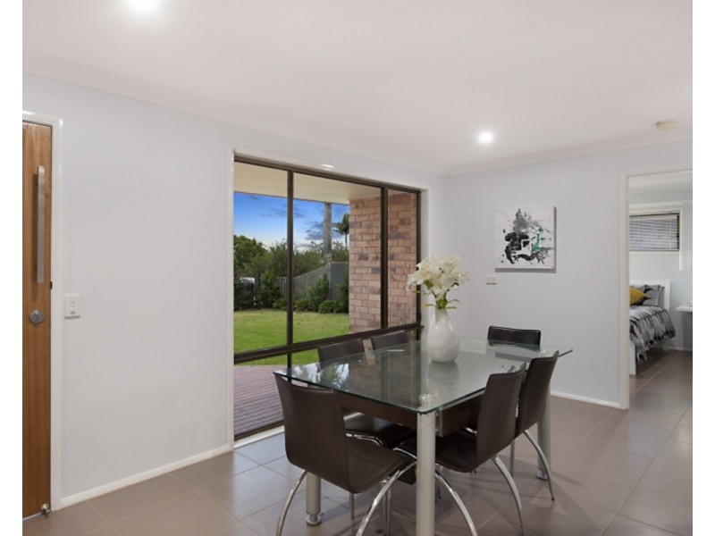 11 Nandina Terrace, Banora Point NSW 2486