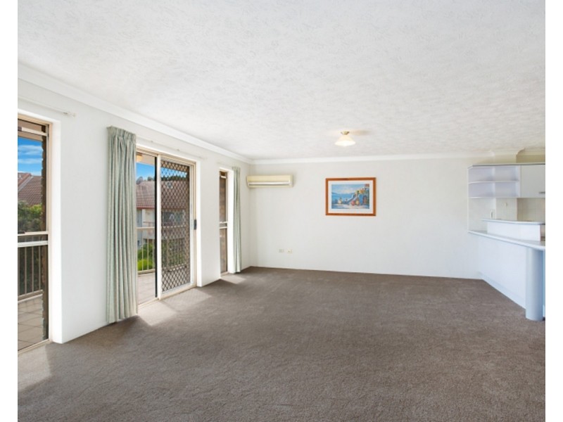 23/9 Ocean Street, Coolangatta QLD 4225