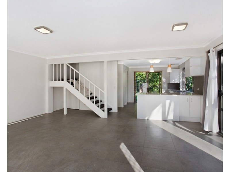 2/97 Old Ferry Road, Banora Point NSW 2486