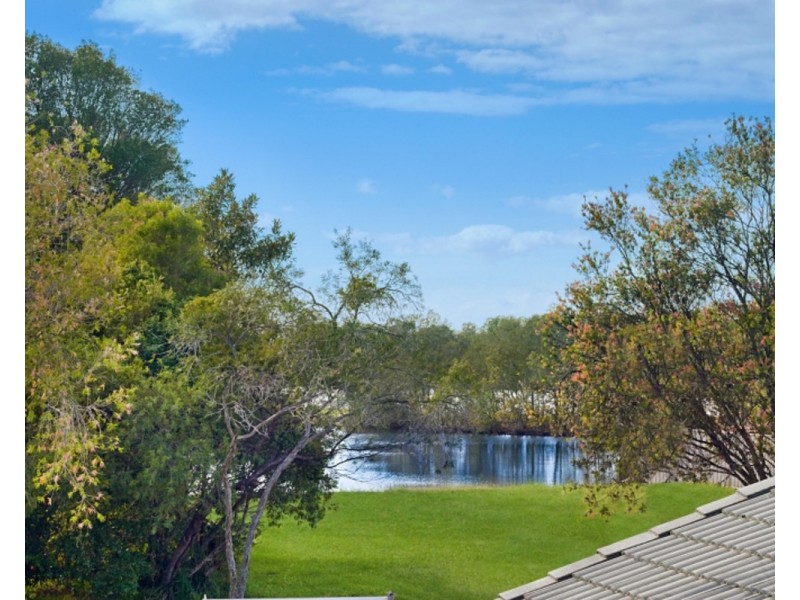 2/97 Old Ferry Road, Banora Point NSW 2486