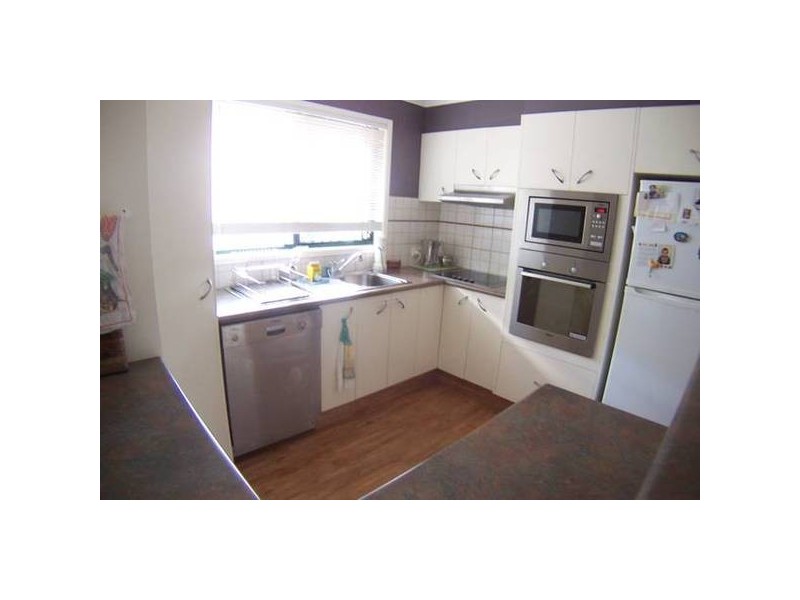 2/30 Honeymyrtle Dr, Banora Point NSW 2486