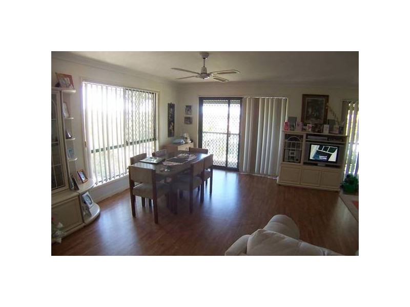 2/30 Honeymyrtle Dr, Banora Point NSW 2486