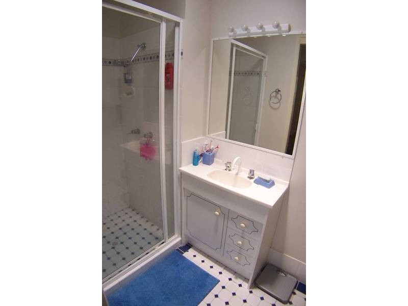 2/30 Honeymyrtle Dr, Banora Point NSW 2486