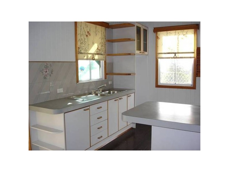 71 Dixon, Coolangatta QLD 4225