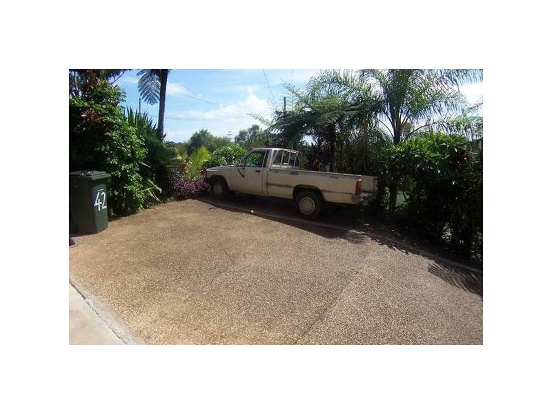 42 Myeerimba Parade, Tweed Heads West NSW 2485