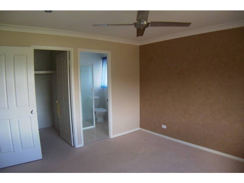 1/6 Dunloy Court, Banora Point NSW 2486