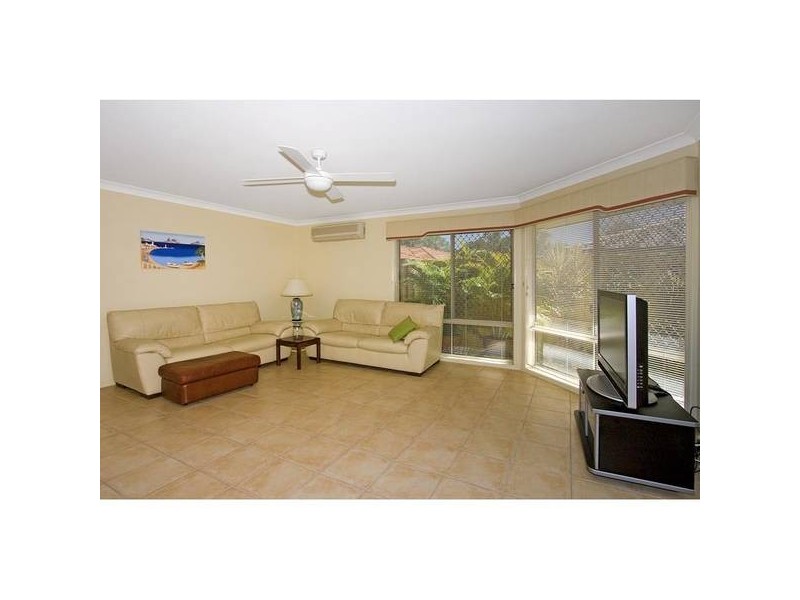 177 Botanical Ct, Banora Point NSW 2486