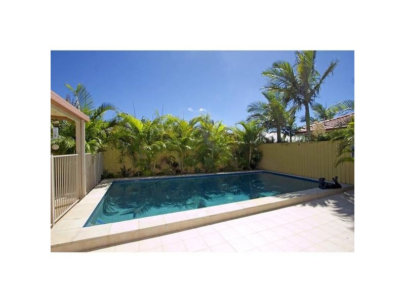 177 Botanical Ct, Banora Point NSW 2486
