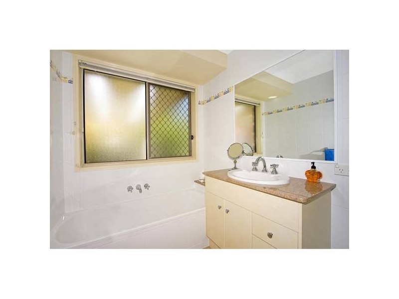 177 Botanical Ct, Banora Point NSW 2486