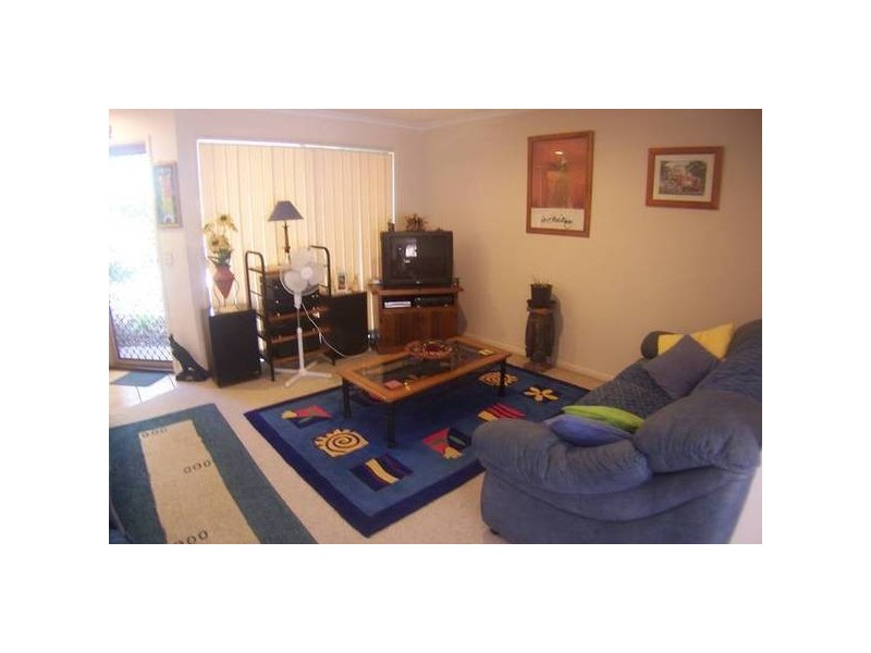 8/92-96 Greenway Dr, Banora Point NSW 2486