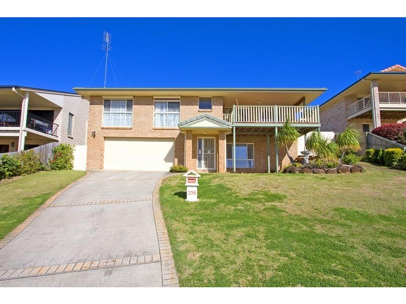 258 Darlington Dr, Banora Point NSW 2486