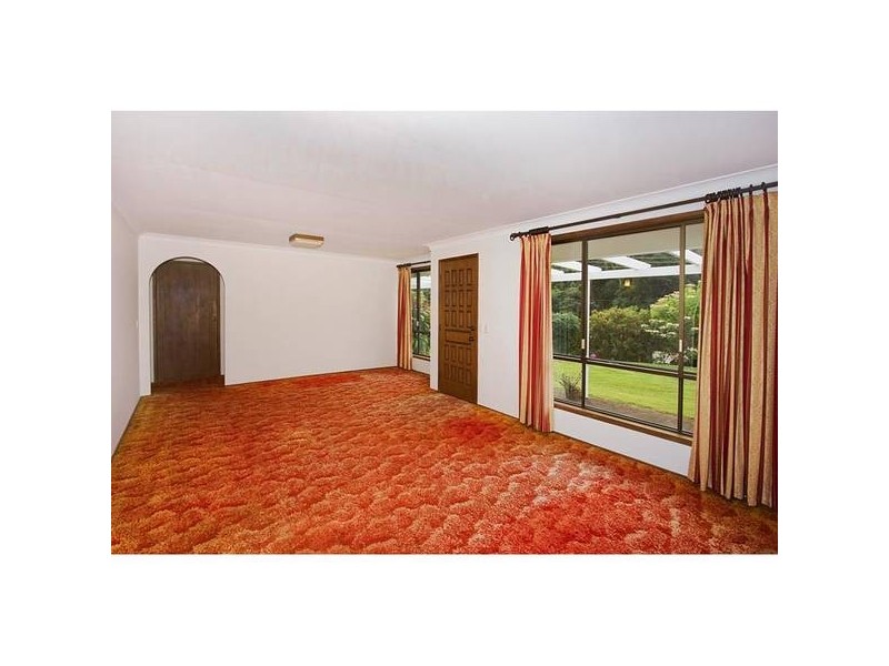9 Simpson Dr, Bilambil Heights NSW 2486