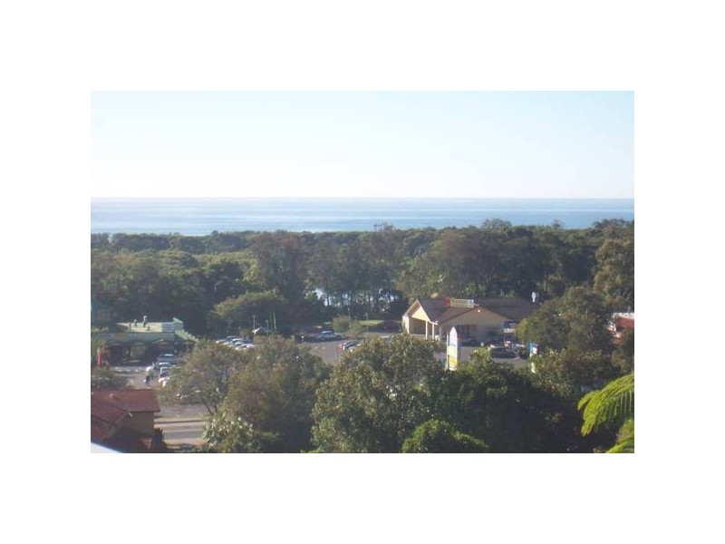 12 Jarrah Crescent, Ocean Shores NSW 2483