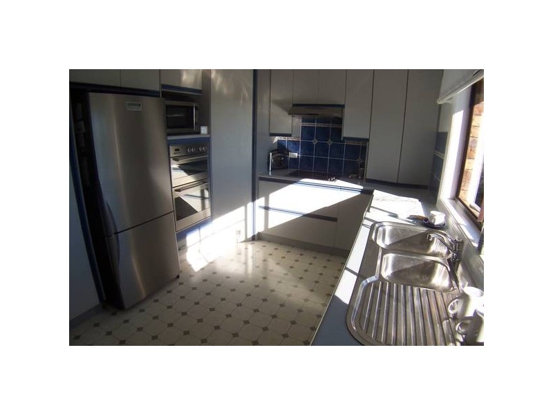 12 Jarrah Crescent, Ocean Shores NSW 2483