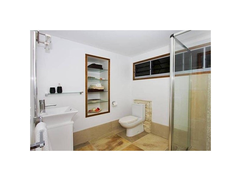 50 Martinelli Ave, Banora Point NSW 2486