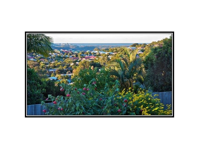 8 Federation Drive, Terranora NSW 2486