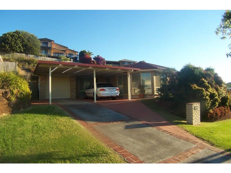 12 Stonehaven Way, Banora Point NSW 2486