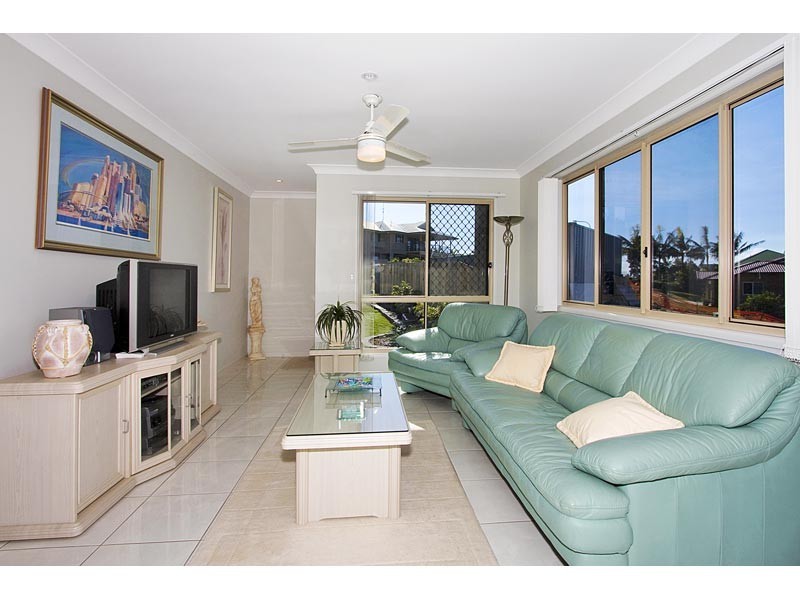 1/55 Bione Ave, Banora Point NSW 2486