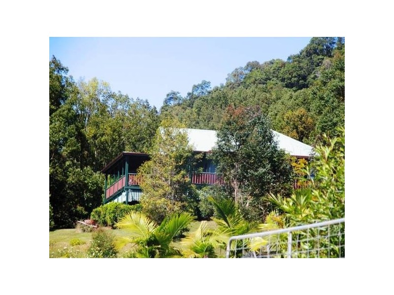 33 Summer Hill Close, Stokers Siding NSW 2484