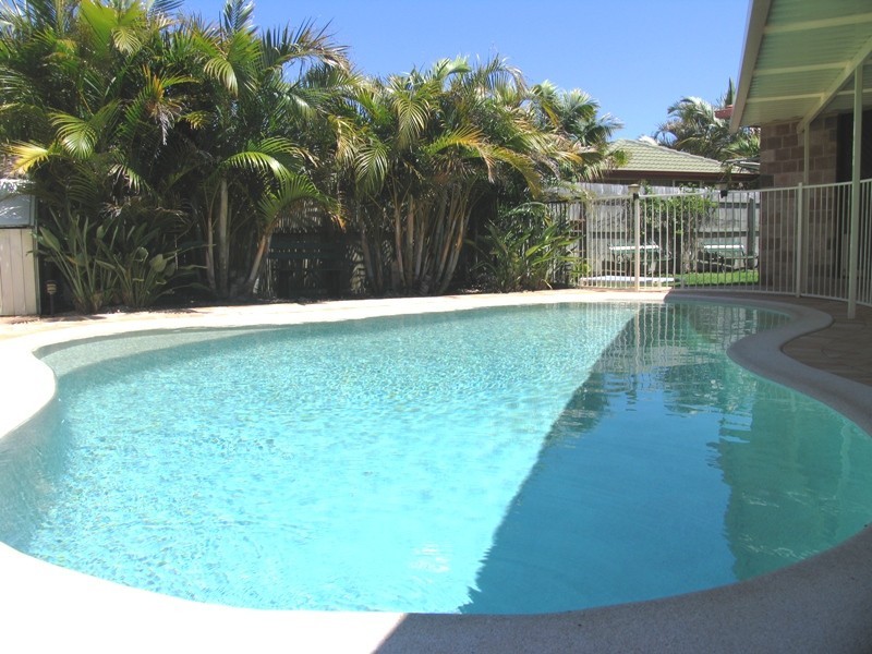 50 Avondale drive, Banora Point NSW 2486