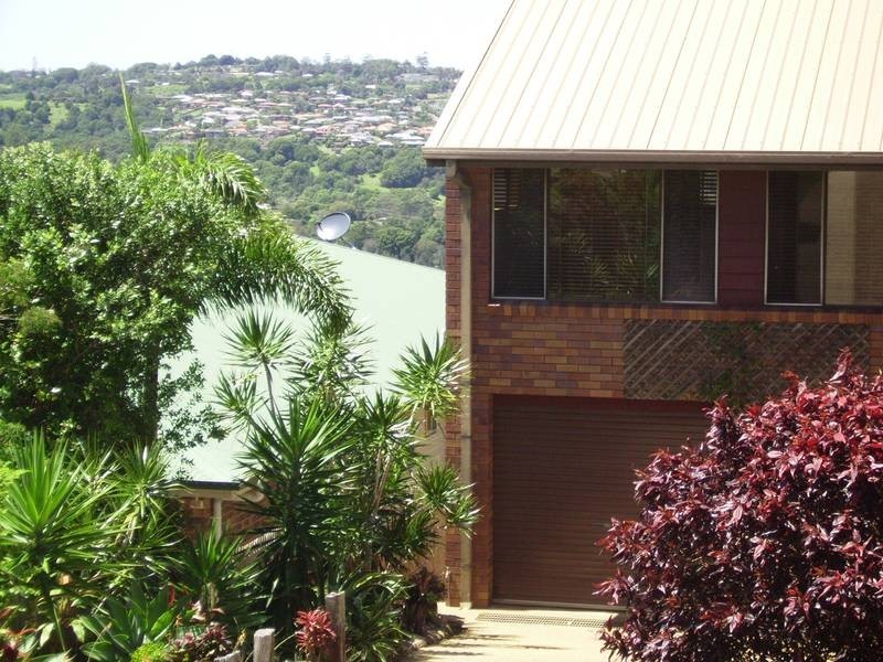 3 Broadwater Esplanade, Bilambil Heights NSW 2486