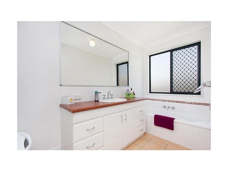 1 Coquille Place, Tweed Heads South NSW 2486