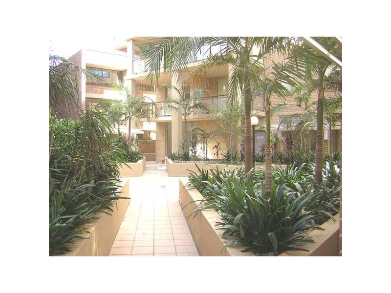 McMahon STREET, Hurstville NSW 2220