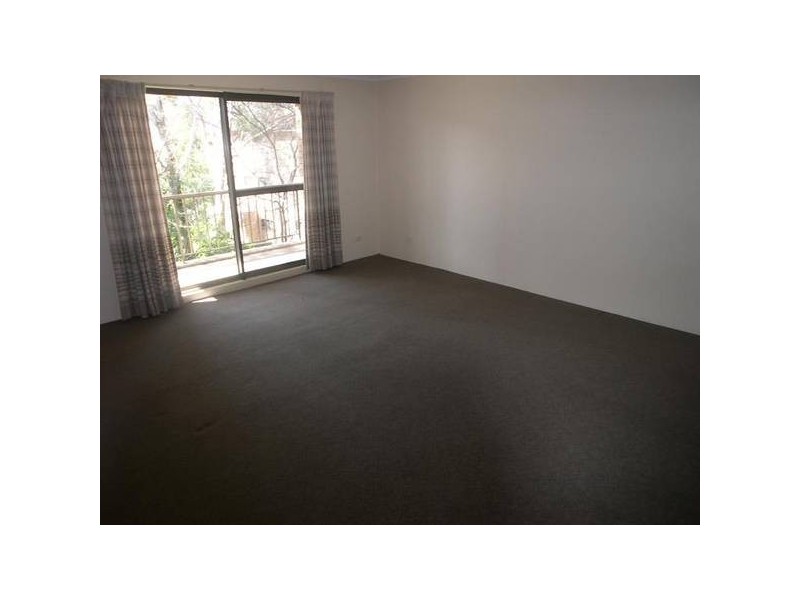 131 Oak Road, Kirrawee NSW 2232