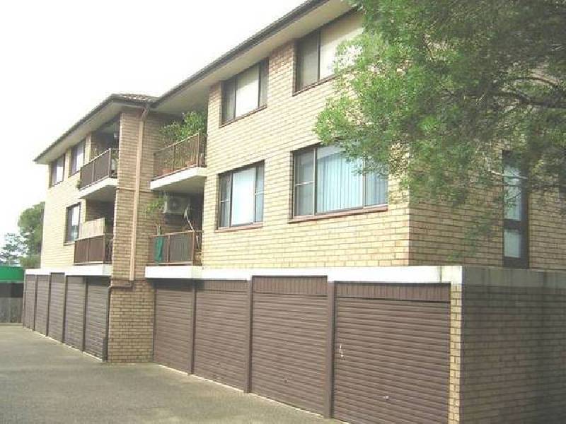 125 Oak Road, Kirrawee NSW 2232