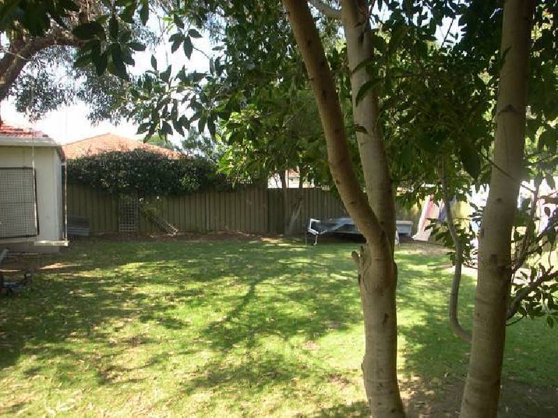 16 Nyinya Avenue, Gymea NSW 2227