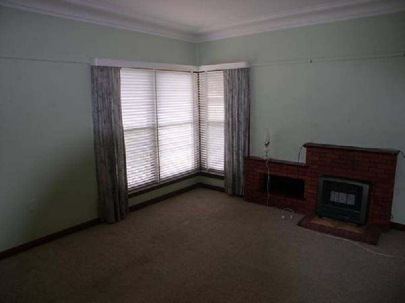 12 Wolstenholme Avenue, Gymea NSW 2227