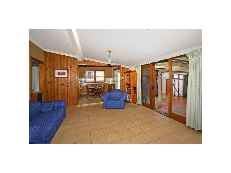 117A Oak Road, Kirrawee NSW 2232