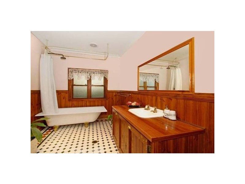 117A Oak Road, Kirrawee NSW 2232