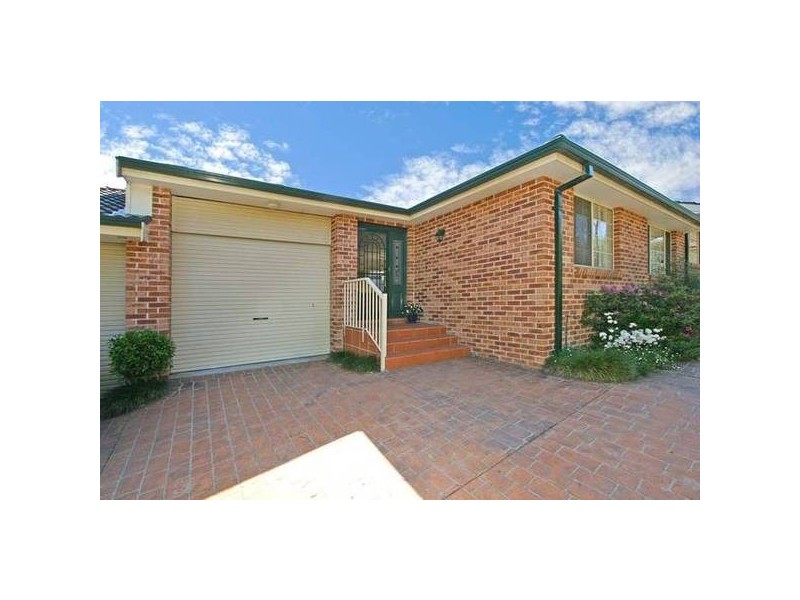 3/110 Auburn St, Kirrawee NSW 2232