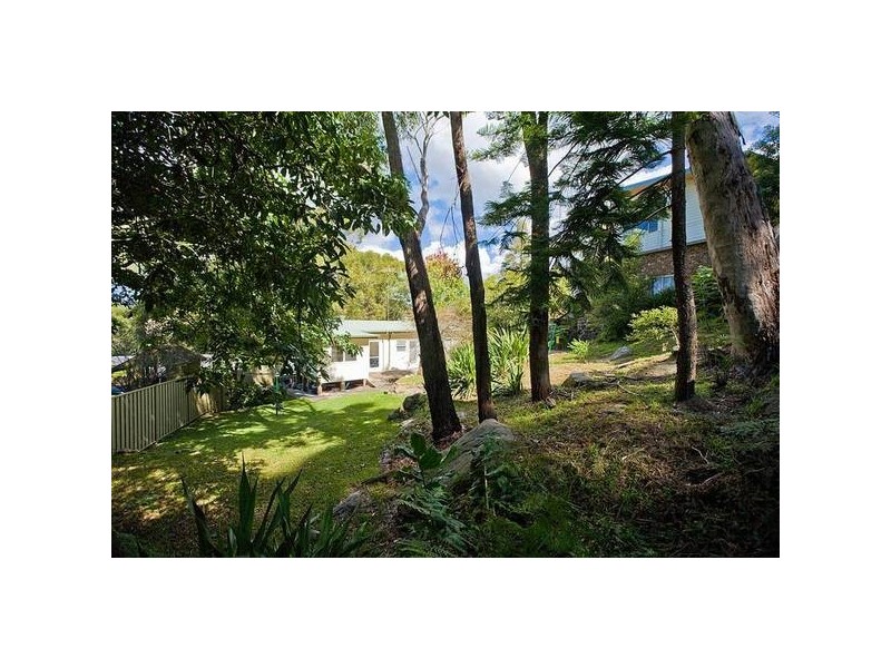 17 Serpentine Road, Gymea NSW 2227