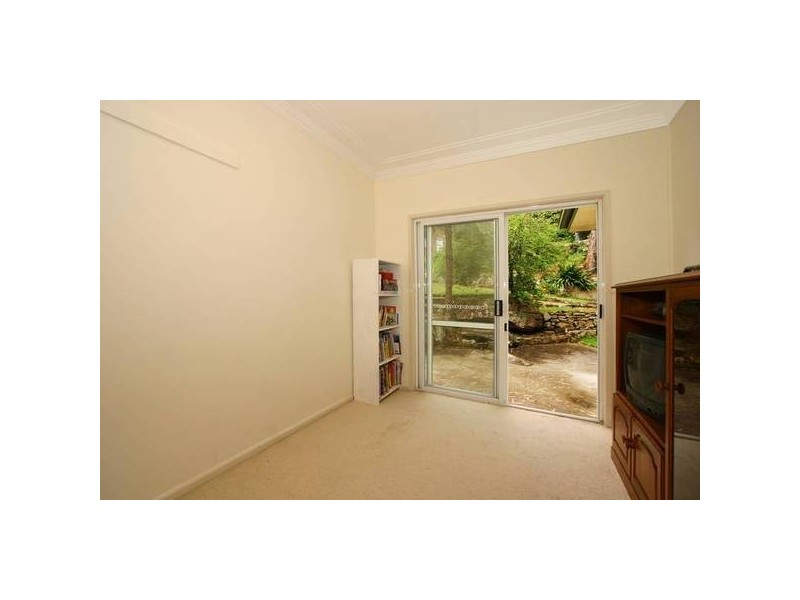 17 Serpentine Road, Gymea NSW 2227
