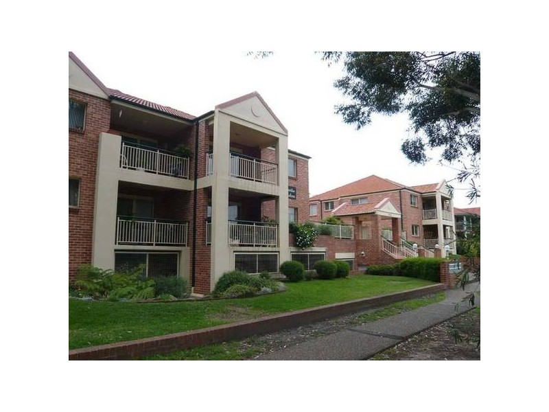 8/50-56 Talara Road, Gymea NSW 2227