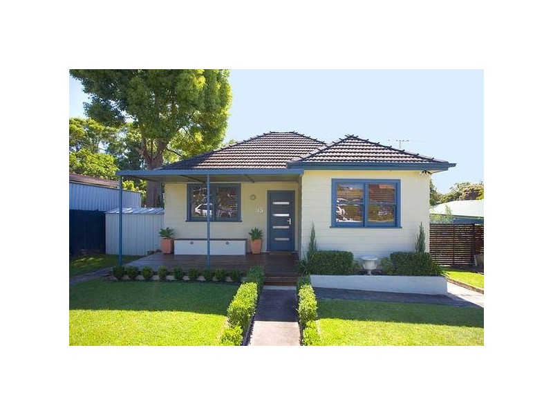 93 Oak Road, Kirrawee NSW 2232